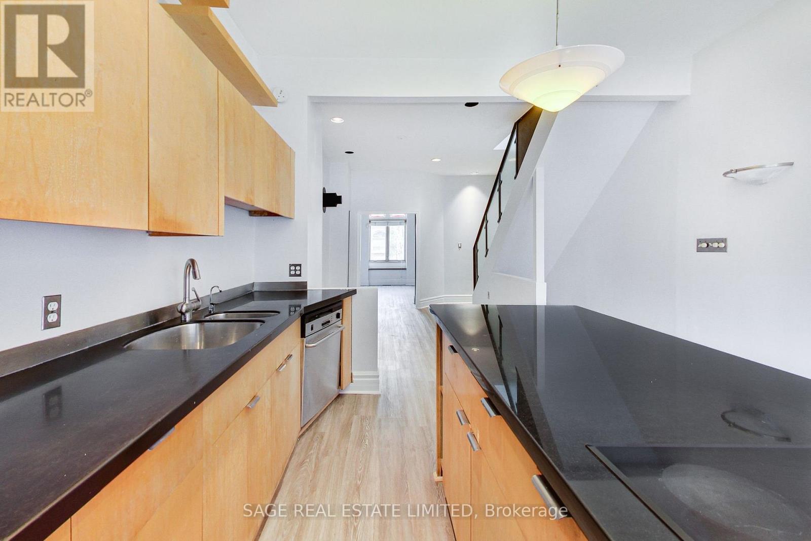 104 Sumach Street, Toronto, Ontario  M5A 3J9 - Photo 15 - C13022780