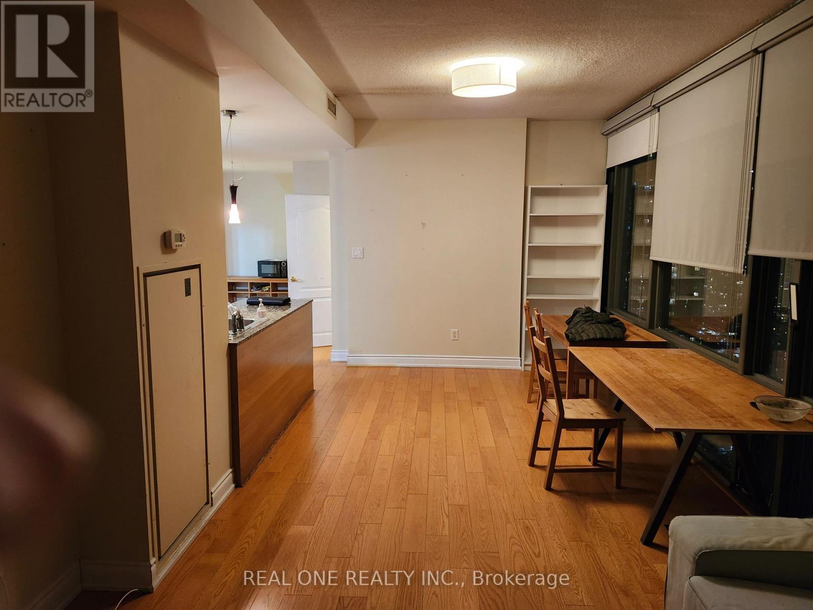 3606 - 38 Grenville Avenue, Toronto, Ontario  M4Y 1A5 - Photo 6 - C13022804