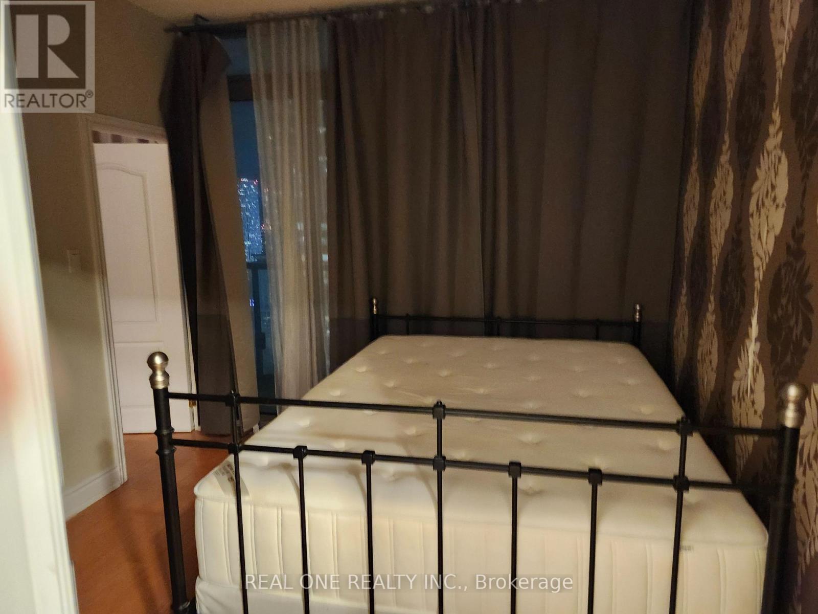 3606 - 38 Grenville Avenue, Toronto, Ontario  M4Y 1A5 - Photo 8 - C13022804