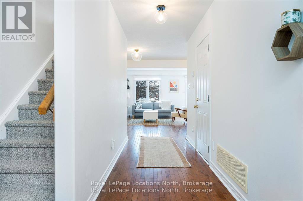 53 Barr Street, Collingwood, Ontario  L9Y 0E7 - Photo 4 - S13022814