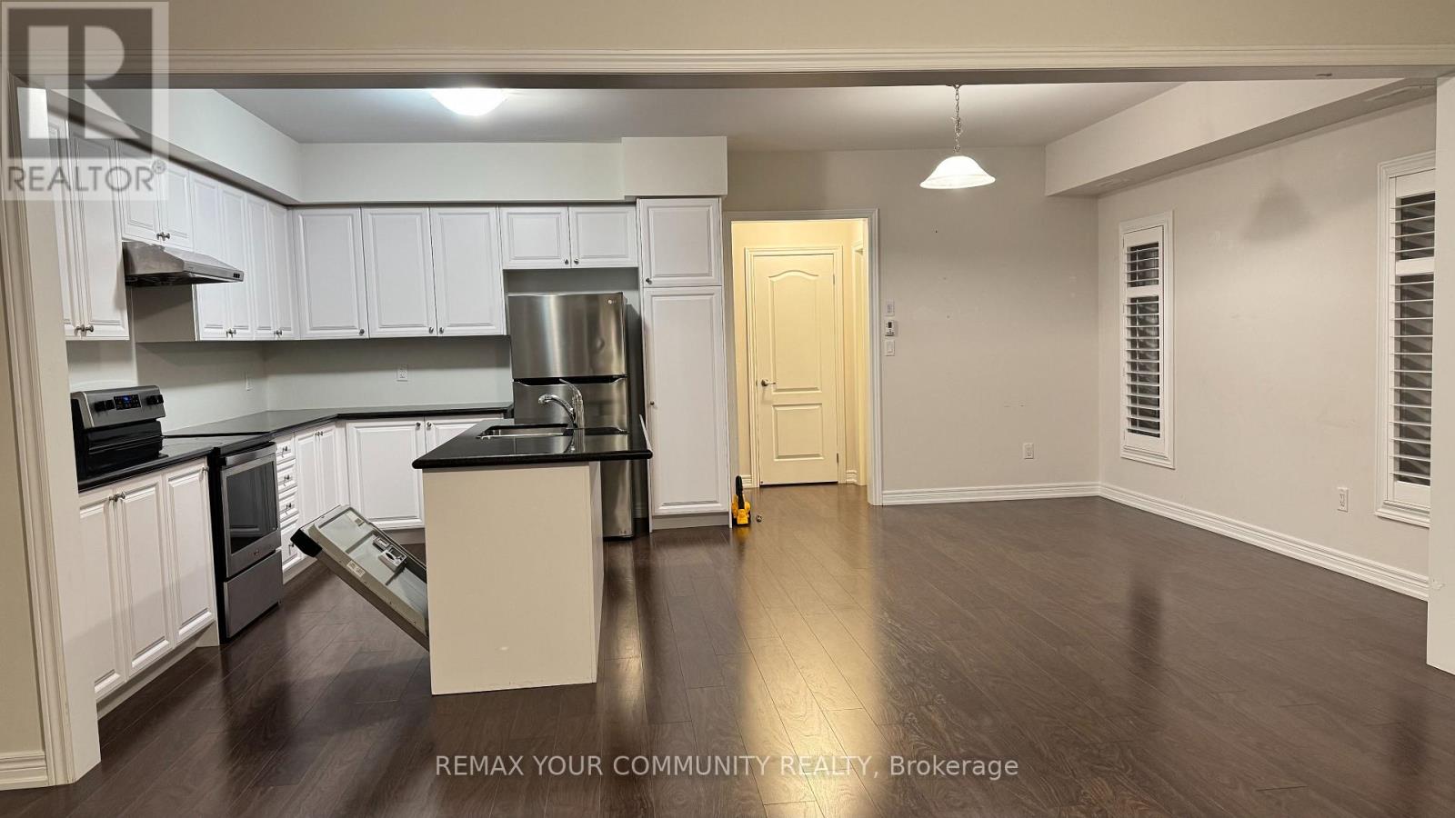 14 Presquile Lane, Markham, Ontario  L6C 1N7 - Photo 4 - N13008074