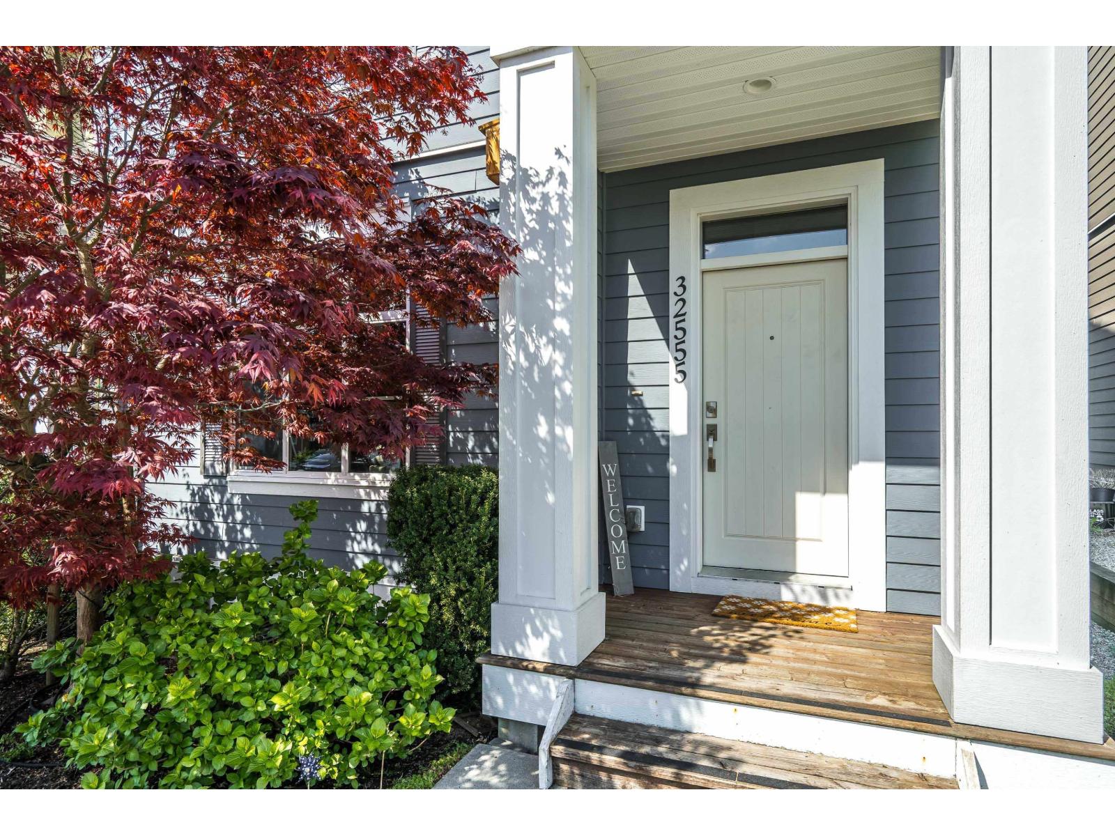 32555 Ross Drive, Mission, British Columbia  V2V 0G4 - Photo 4 - R3113591