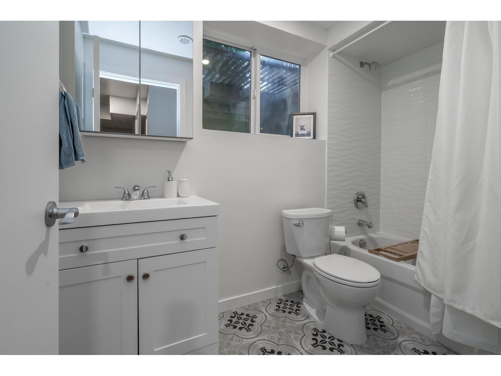 32555 Ross Drive, Mission, British Columbia  V2V 0G4 - Photo 29 - R3113591