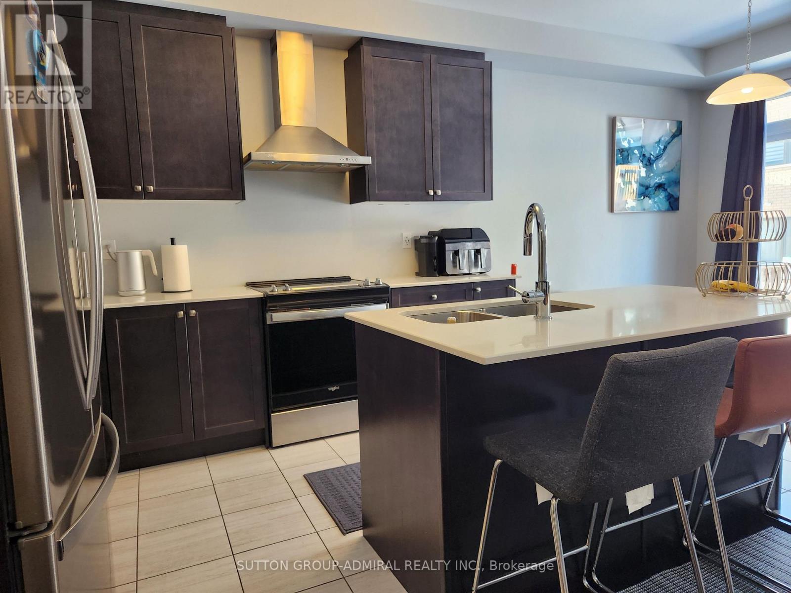 984 Crowsnest Hollow, Pickering, Ontario  L1X 0P4 - Photo 6 - E13022736