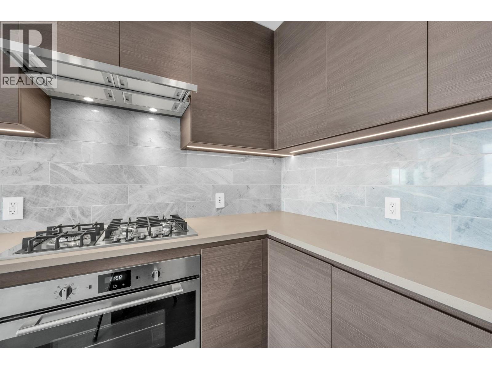 4910 2108 Gilmore Avenue, Burnaby, British Columbia  V5C 0N8 - Photo 11 - R3113601