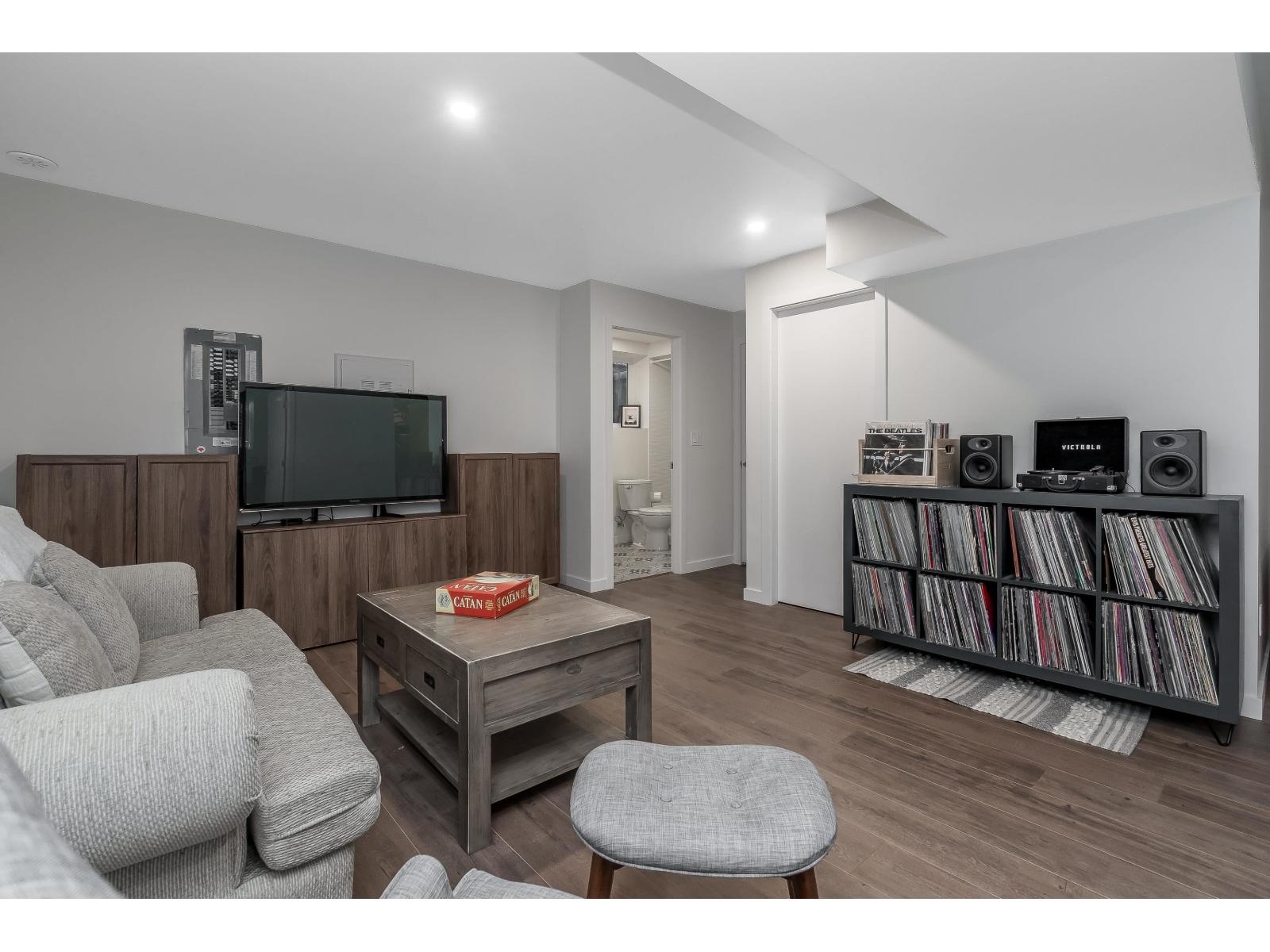 32555 Ross Drive, Mission, British Columbia  V2V 0G4 - Photo 31 - R3113591