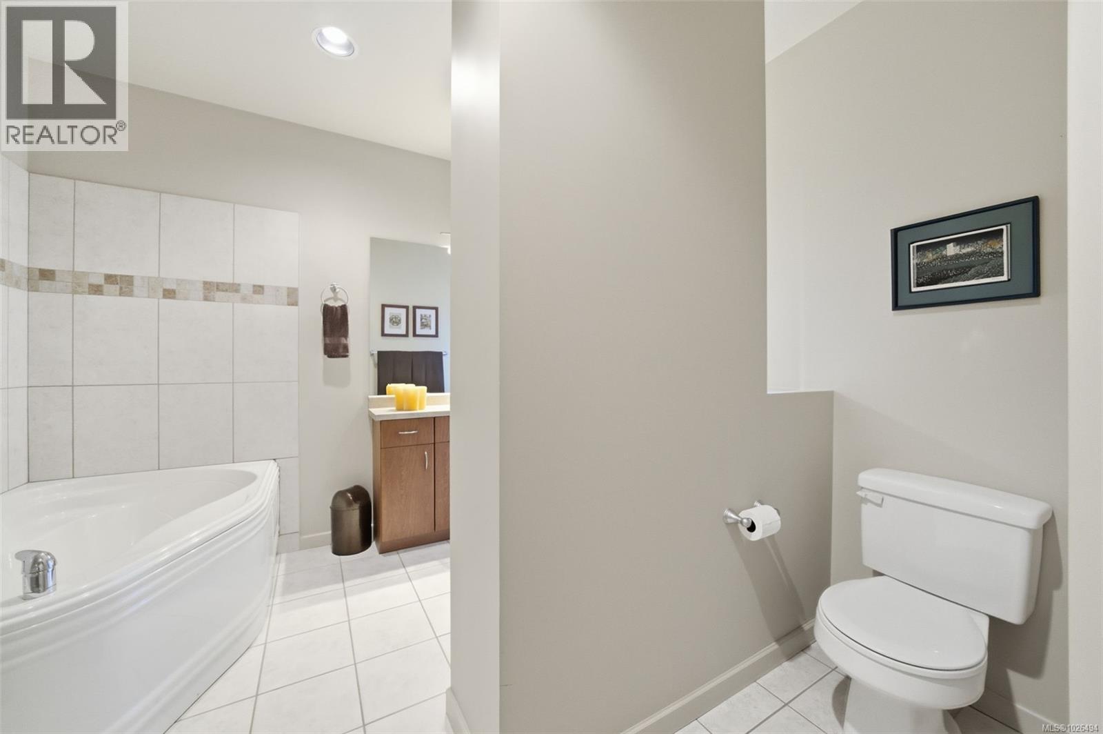 609 827 Fairfield Rd, Victoria, British Columbia  V8V 5B2 - Photo 26 - 1026494