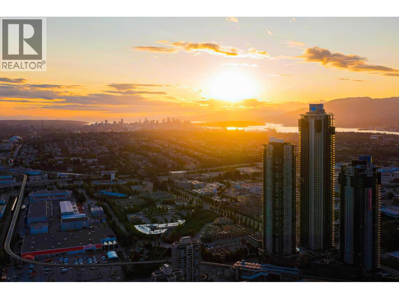 4910 2108 Gilmore Avenue, Burnaby, British Columbia  V5C 0N8 - Photo 1 - R3113601