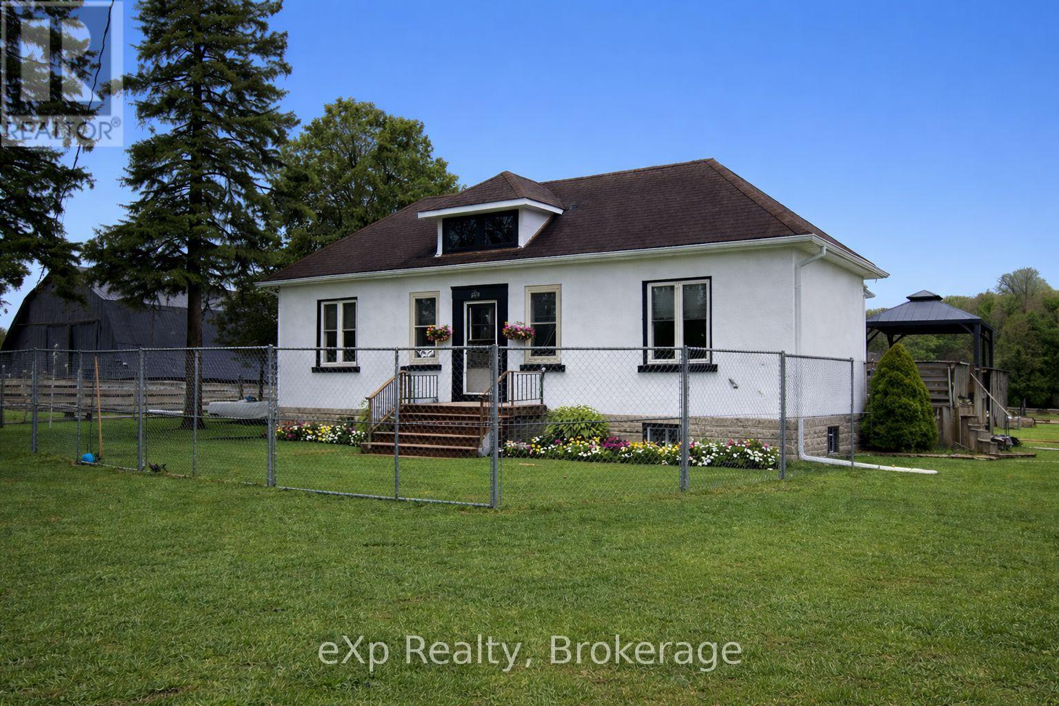 125 Lake Drive, West Grey, Ontario  N0C 1H0 - Photo 2 - X13022734