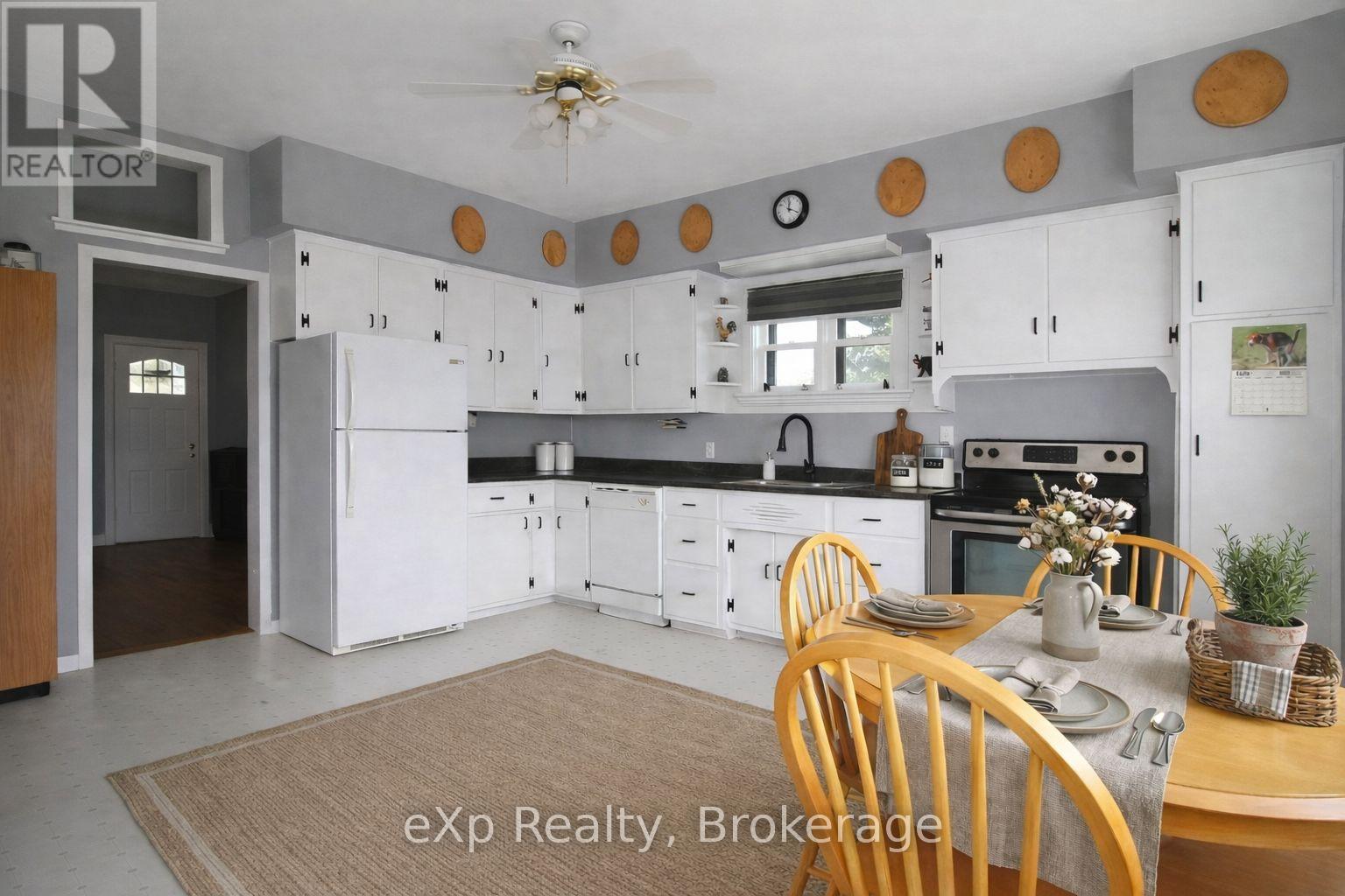 125 Lake Drive, West Grey, Ontario  N0C 1H0 - Photo 4 - X13022734