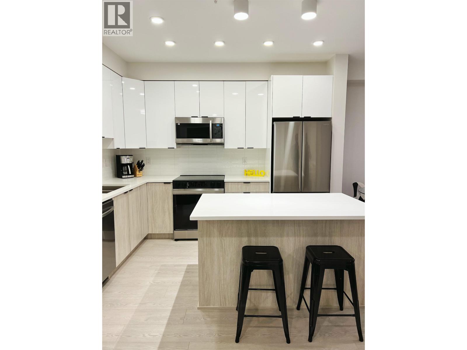 415 11655 FRASER STREET, Maple Ridge, British Columbia