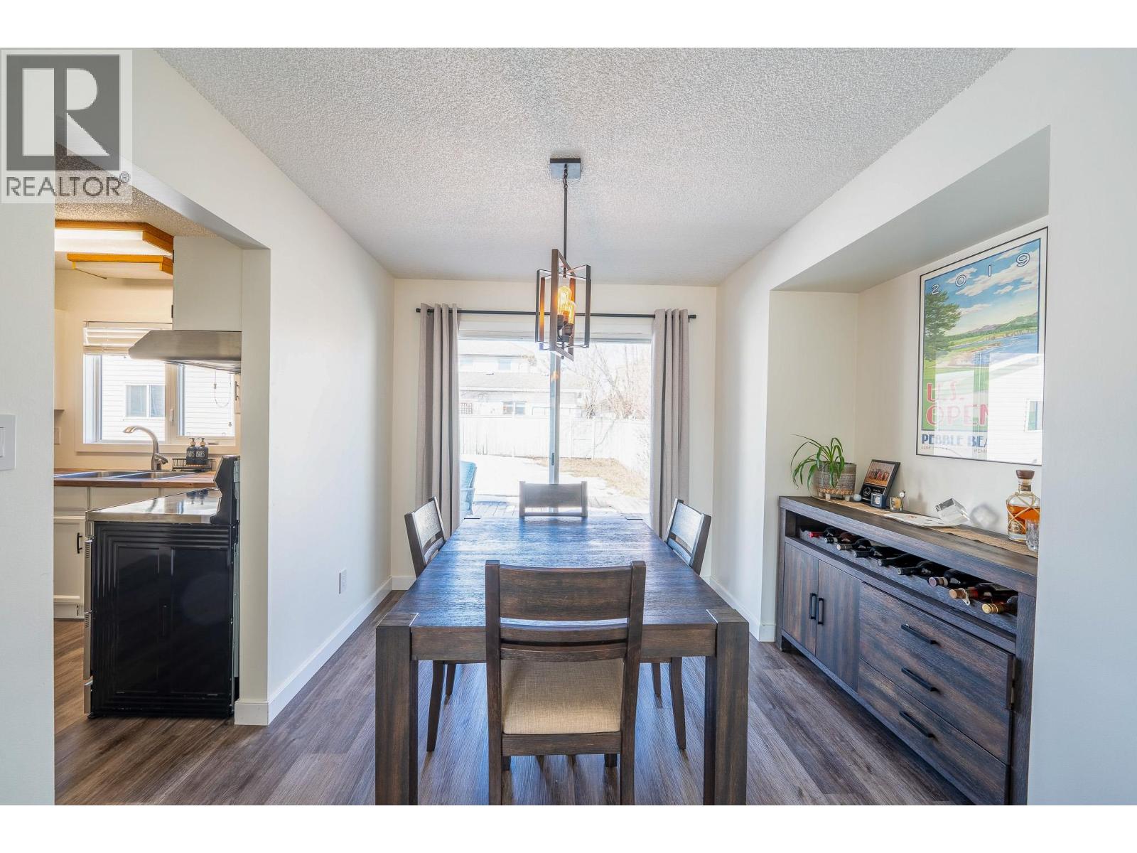 10713 Cyprus Court, Dawson Creek, British Columbia  V1G 4N1 - Photo 8 - 10384196