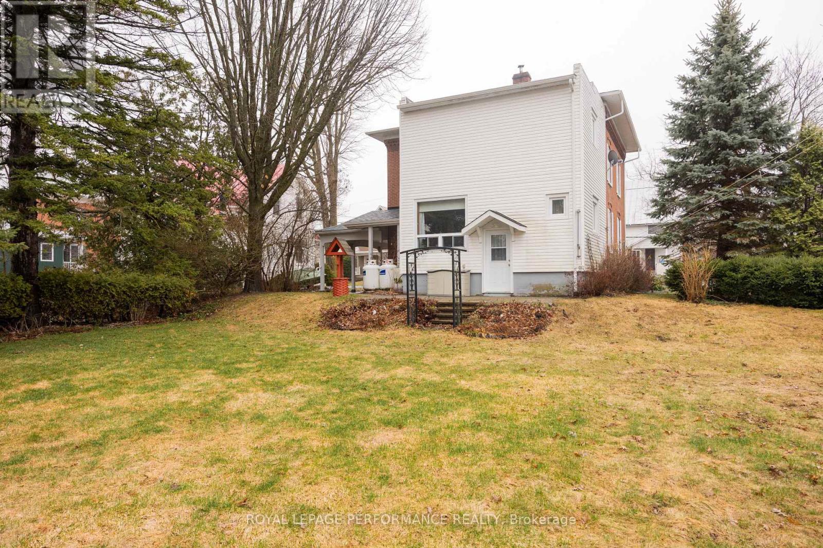 11 Peter Street, North Glengarry, Ontario  K0C 1T0 - Photo 39 - X13022754