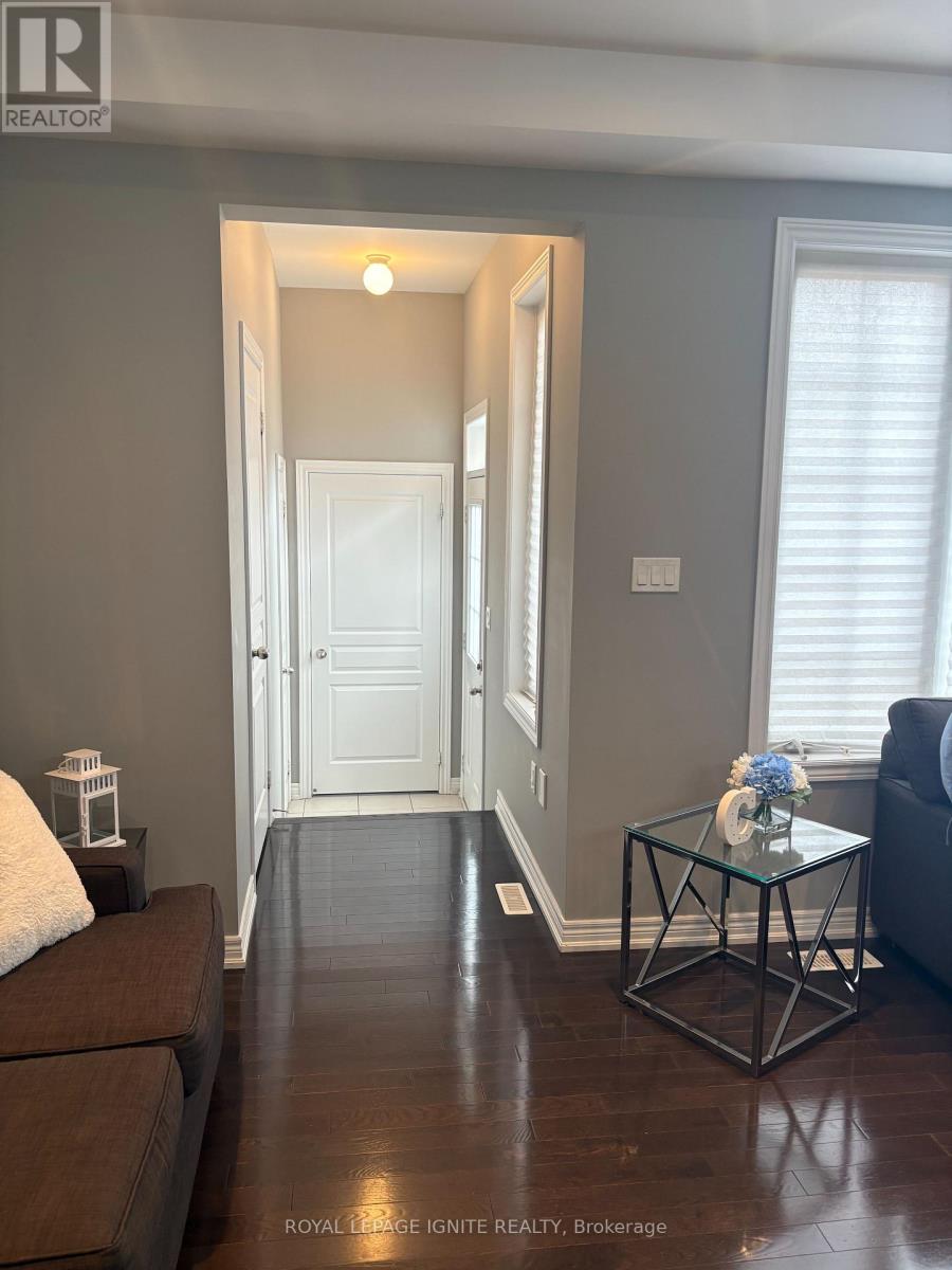 209 Barons Street, Vaughan, Ontario  L4H 3Z3 - Photo 11 - N13022760