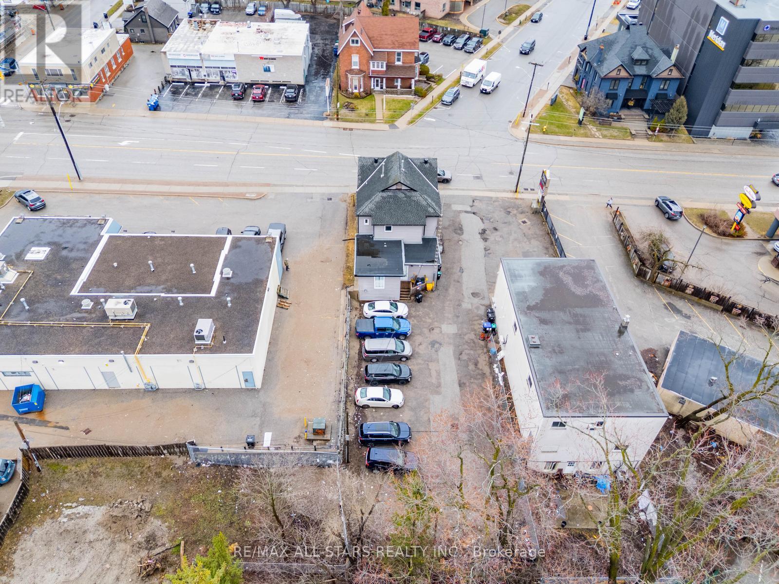 98 Bayfield Street, Barrie, Ontario  L4M 3A8 - Photo 14 - S13022730