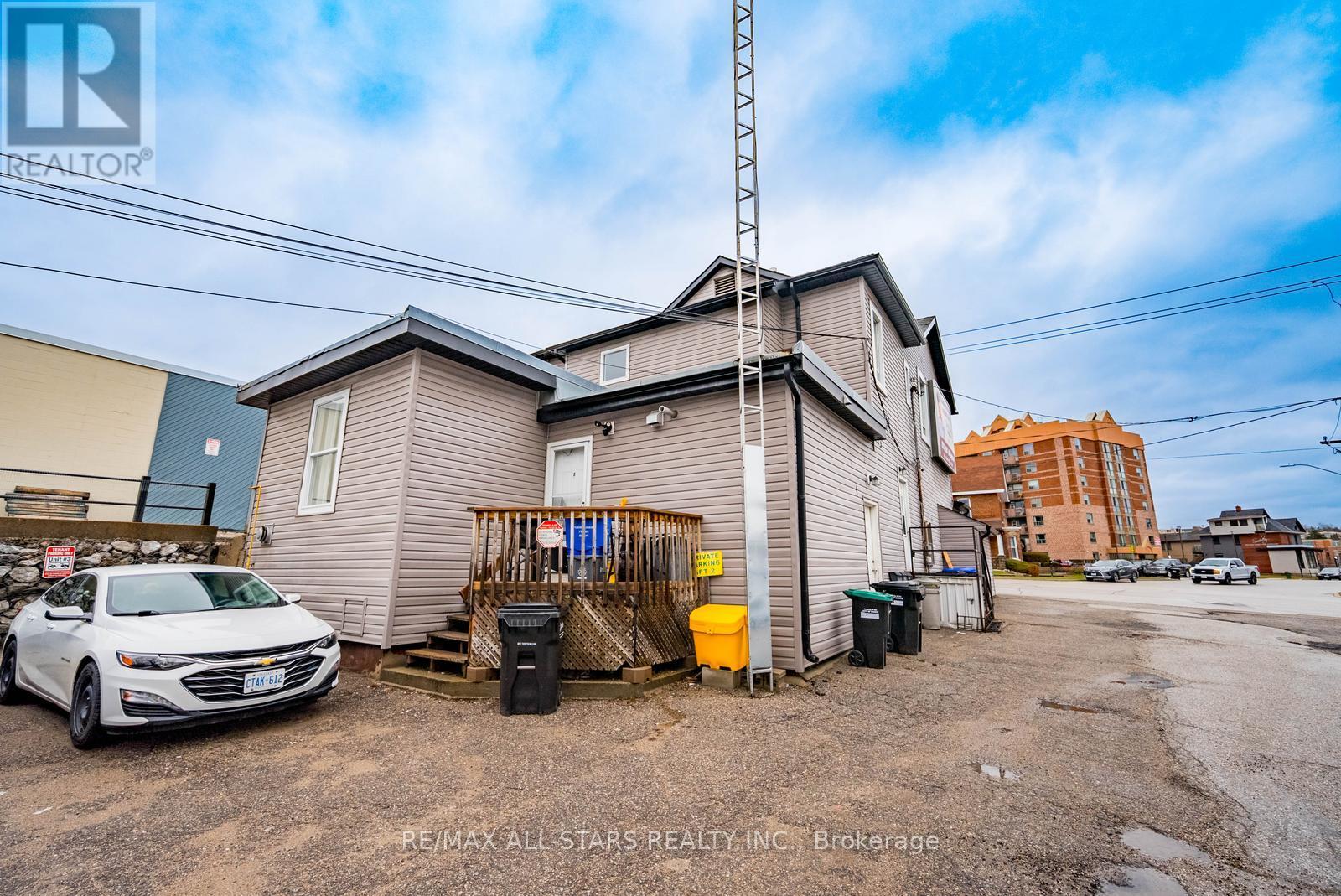 98 Bayfield Street, Barrie, Ontario  L4M 3A8 - Photo 4 - S13022730