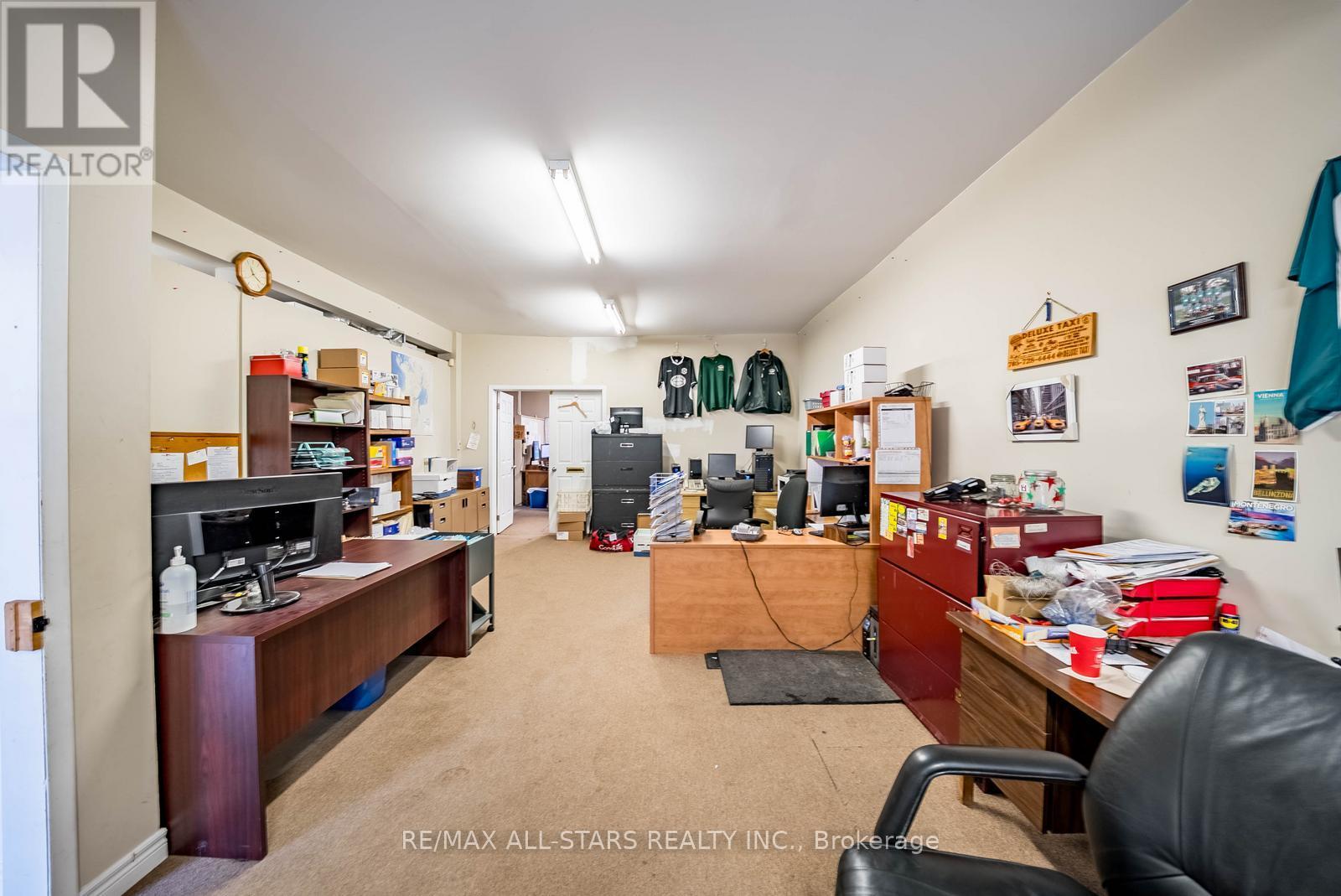 98 Bayfield Street, Barrie, Ontario  L4M 3A8 - Photo 6 - S13022730