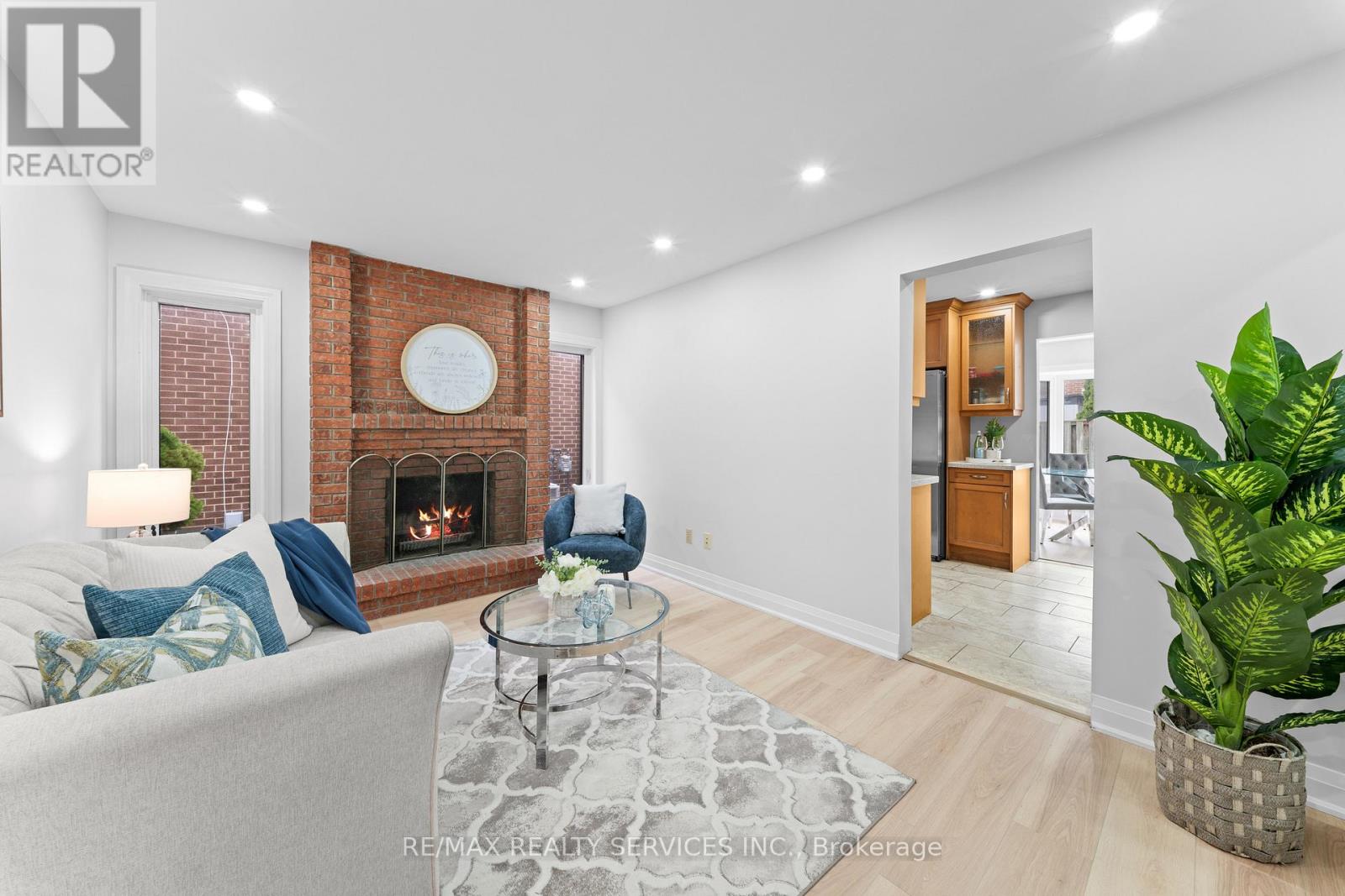 41 Tanager Square, Brampton, Ontario  L6Z 1X1 - Photo 10 - W13022740