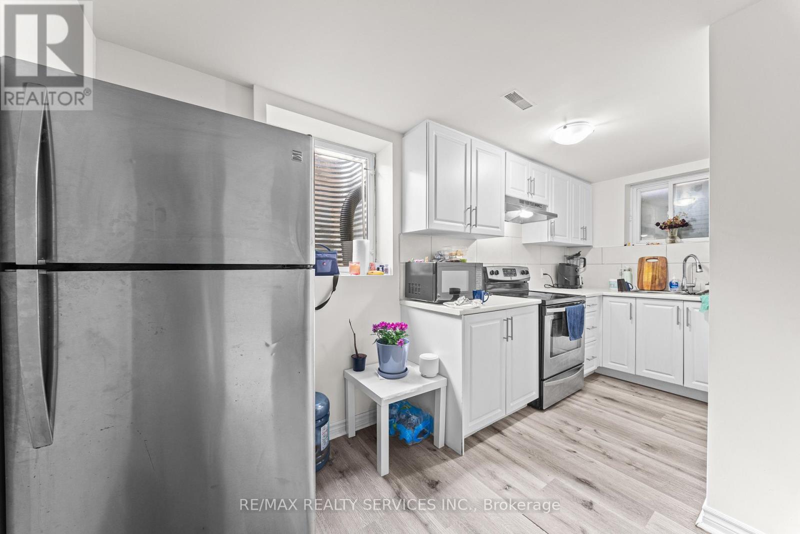 41 Tanager Square, Brampton, Ontario  L6Z 1X1 - Photo 43 - W13022740