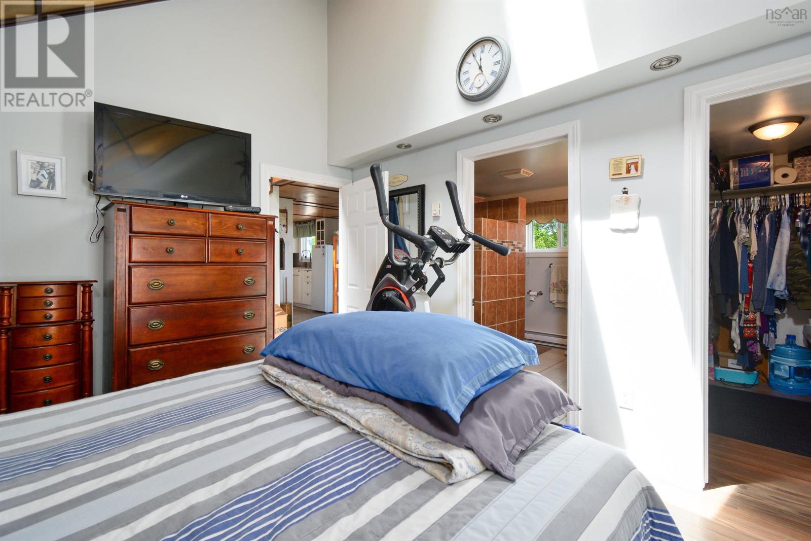 11217 Kempt Head Road, Boularderie Centre, Nova Scotia  B1X 1L1 - Photo 16 - 202608045