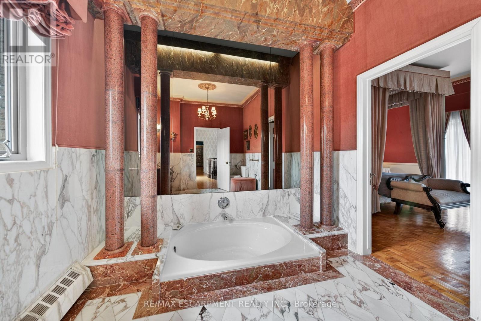 213 Stone Church Road W, Hamilton, Ontario  L9B 1A2 - Photo 23 - X13022810