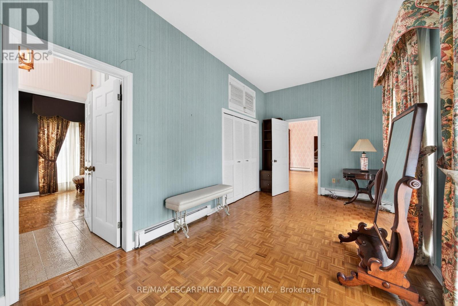 213 Stone Church Road W, Hamilton, Ontario  L9B 1A2 - Photo 25 - X13022810