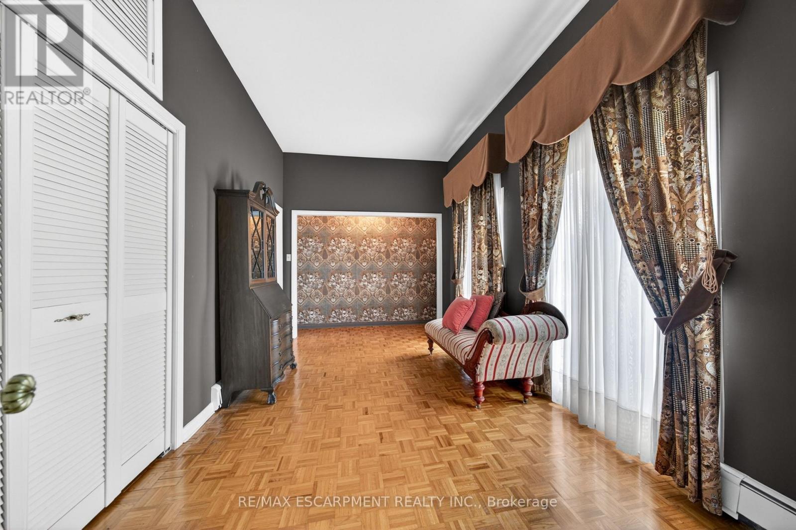 213 Stone Church Road W, Hamilton, Ontario  L9B 1A2 - Photo 26 - X13022810