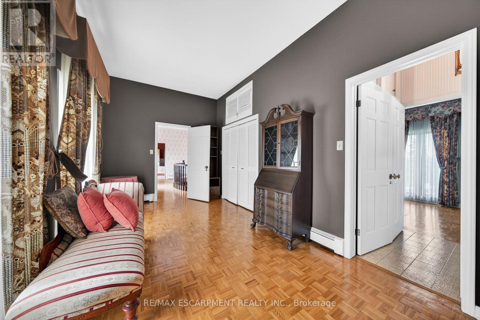 213 Stone Church Road W, Hamilton, Ontario  L9B 1A2 - Photo 27 - X13022810