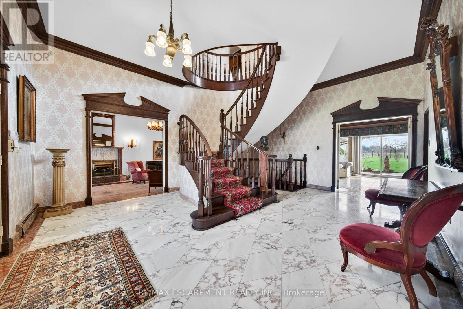 213 Stone Church Road W, Hamilton, Ontario  L9B 1A2 - Photo 5 - X13022810