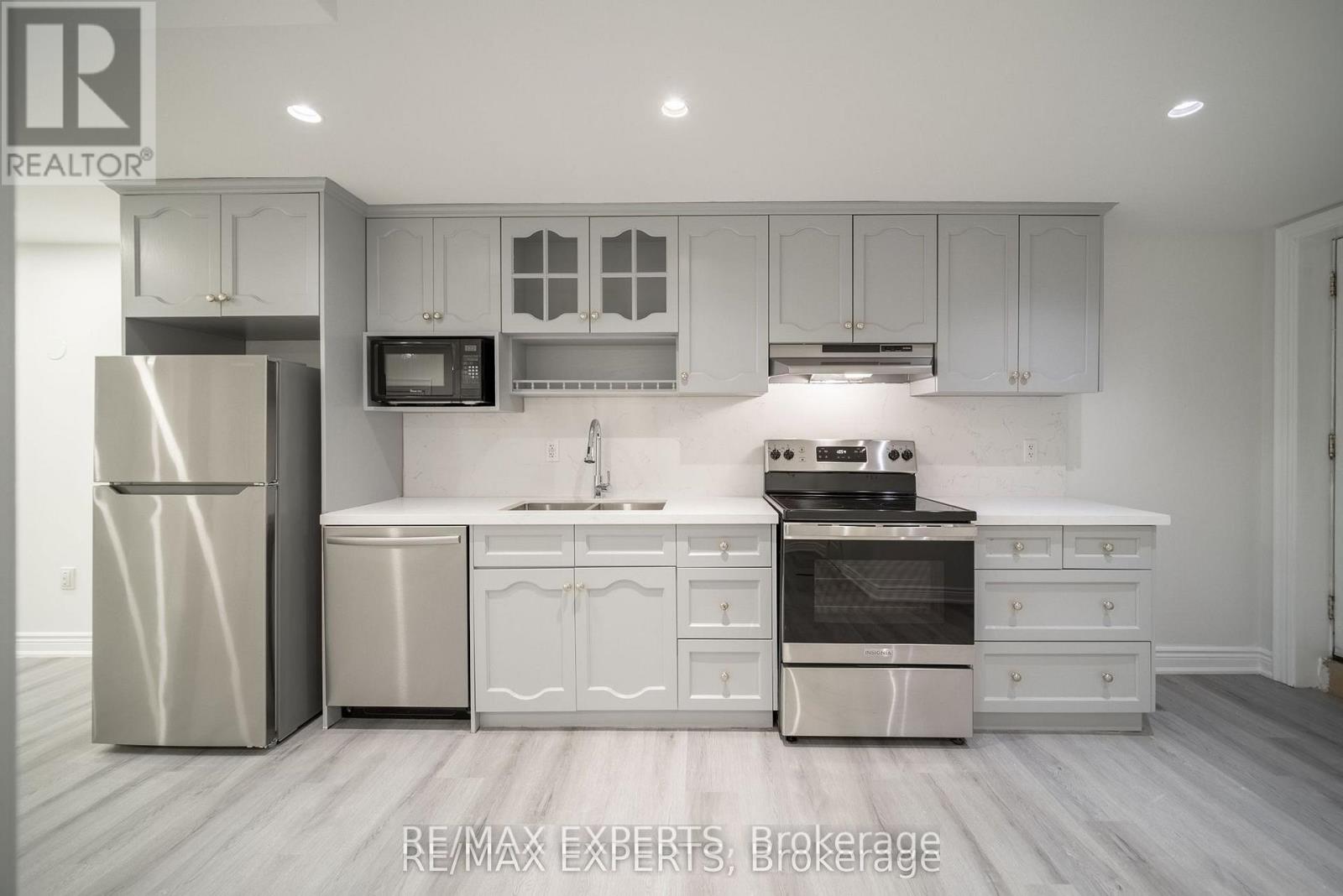 50 Ed Quigg Way, Vaughan, Ontario  L4H 2S1 - Photo 2 - N13022122