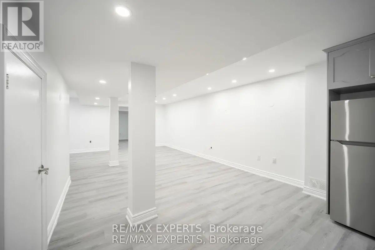 50 Ed Quigg Way, Vaughan, Ontario  L4H 2S1 - Photo 5 - N13022122