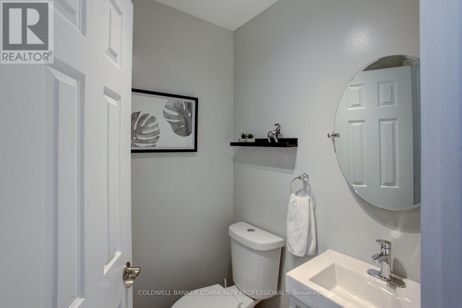 32 Mcclure Court, Halton Hills, Ontario  L7G 5X6 - Photo 12 - W13022146