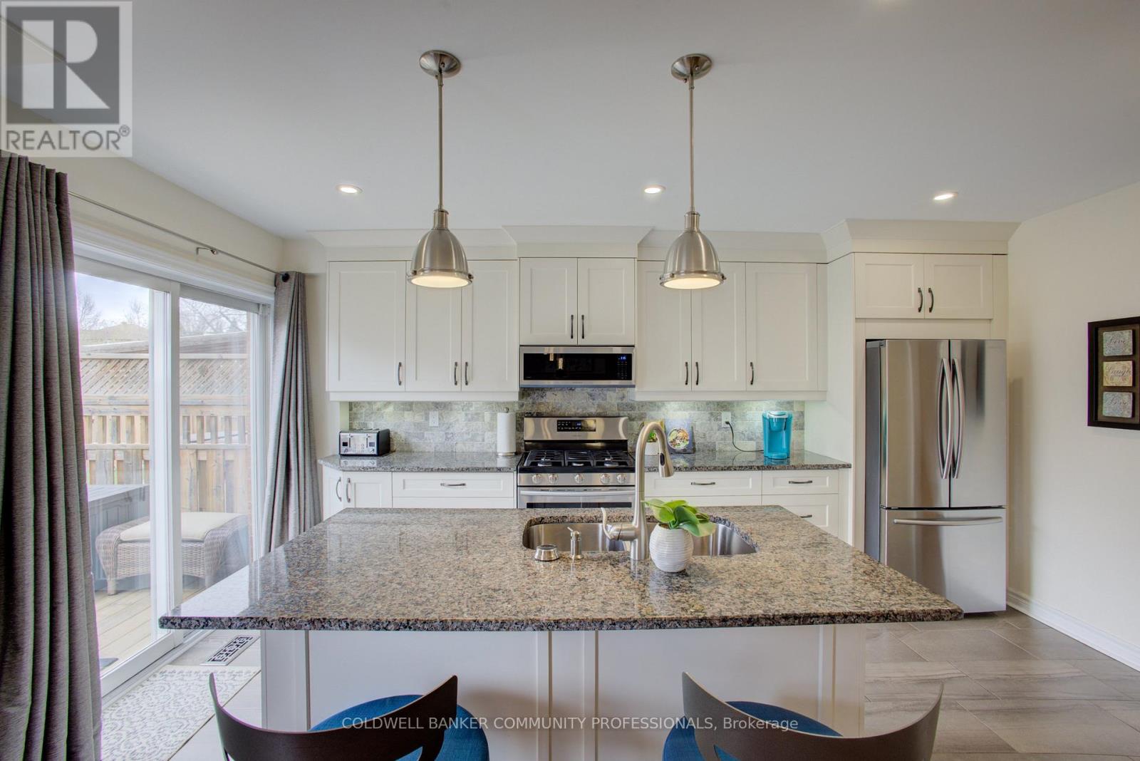 32 Mcclure Court, Halton Hills, Ontario  L7G 5X6 - Photo 22 - W13022146