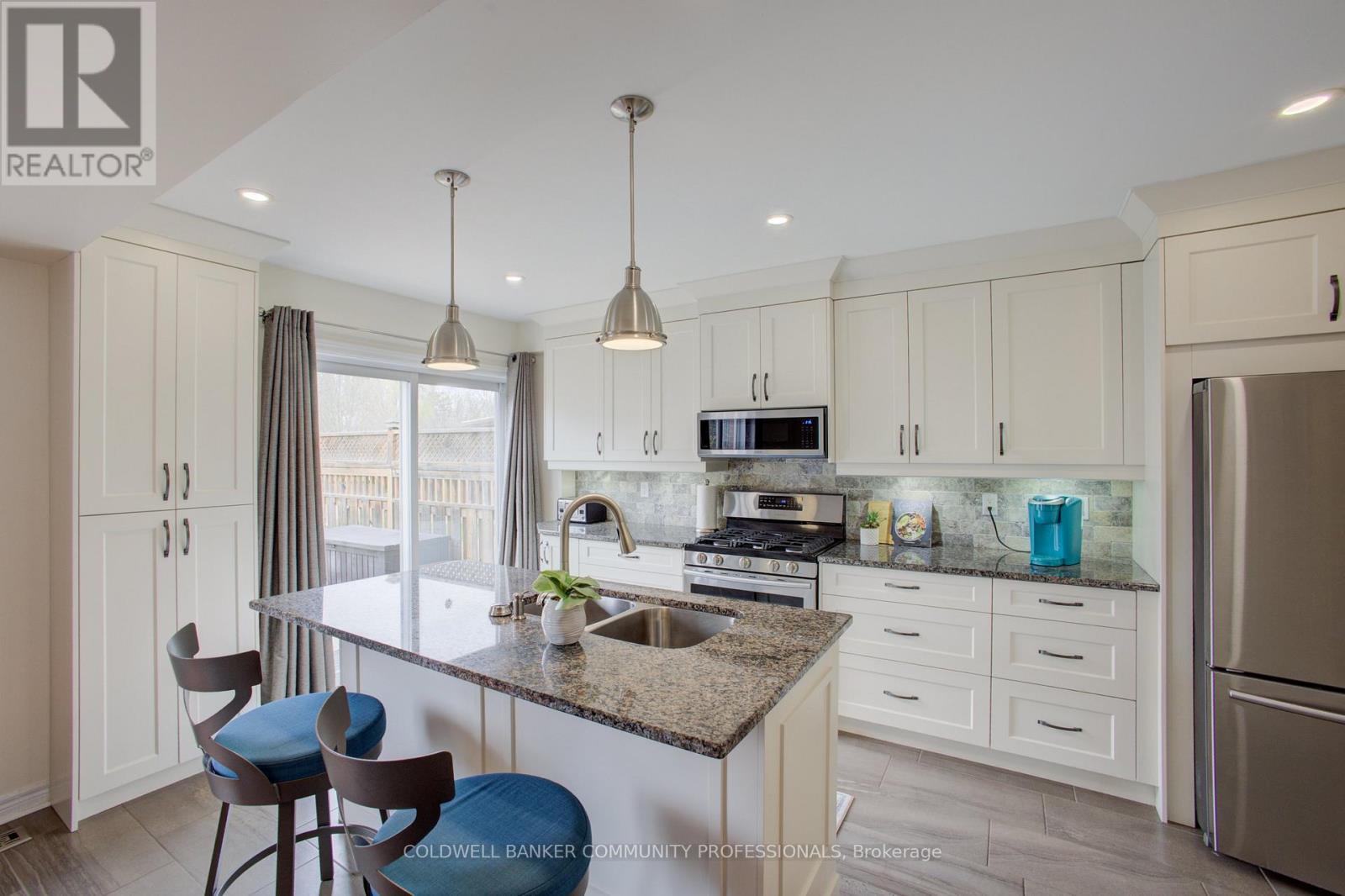 32 Mcclure Court, Halton Hills, Ontario  L7G 5X6 - Photo 23 - W13022146