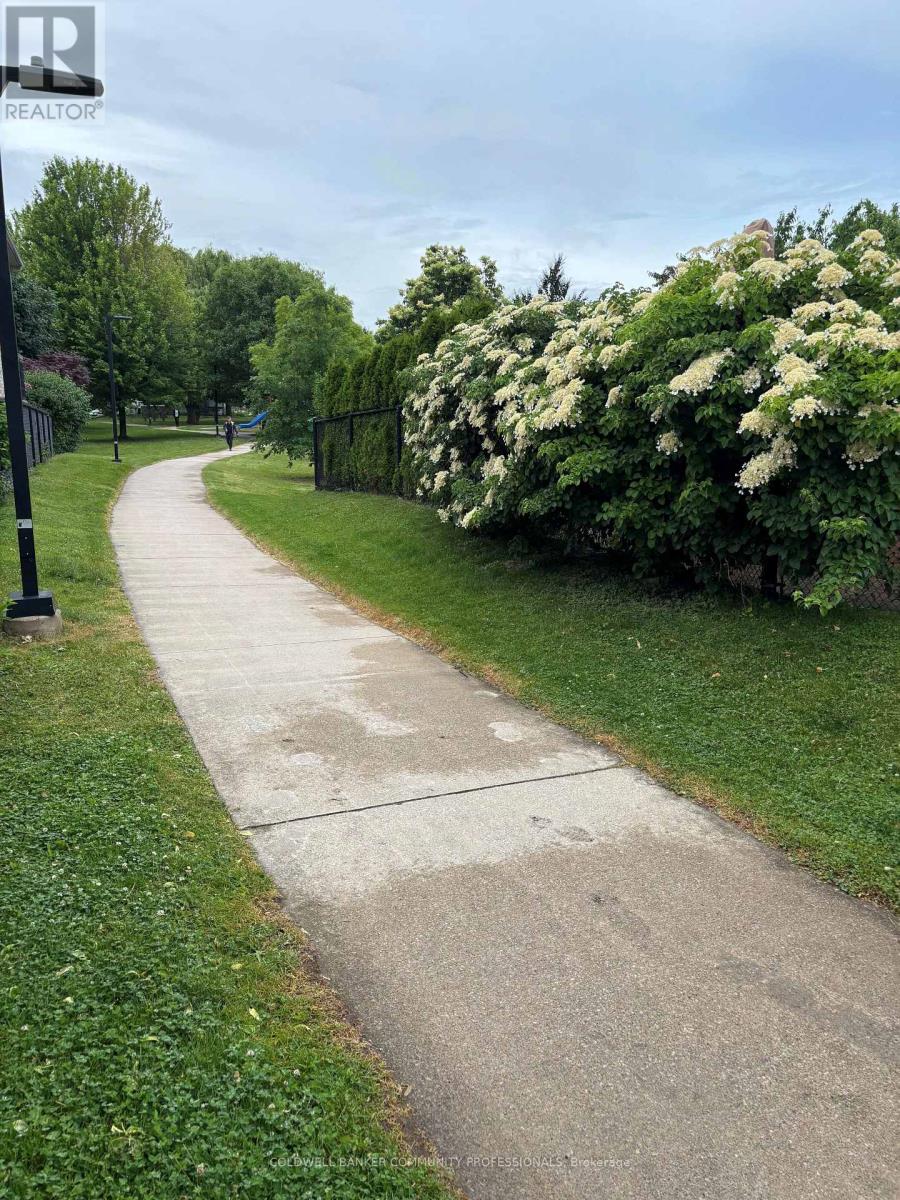 32 Mcclure Court, Halton Hills, Ontario  L7G 5X6 - Photo 45 - W13022146