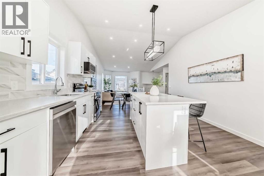 244 Coverdale Court Ne, Calgary, Alberta  T3K 4J7 - Photo 3 - A2301202