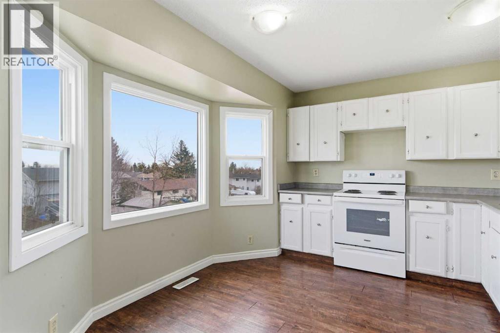 128 Pineson Place Ne, Calgary, Alberta  T1Y 2R1 - Photo 6 - A2301841