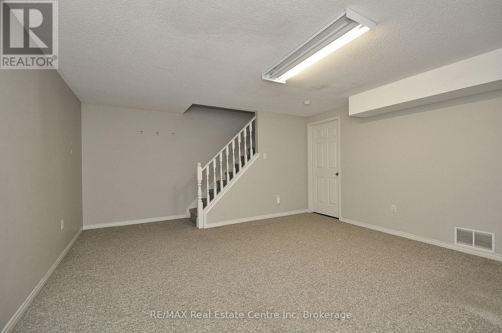 41 - 151 Martinet Avenue, London East, Ontario  N5V 4T4 - Photo 18 - X12777142