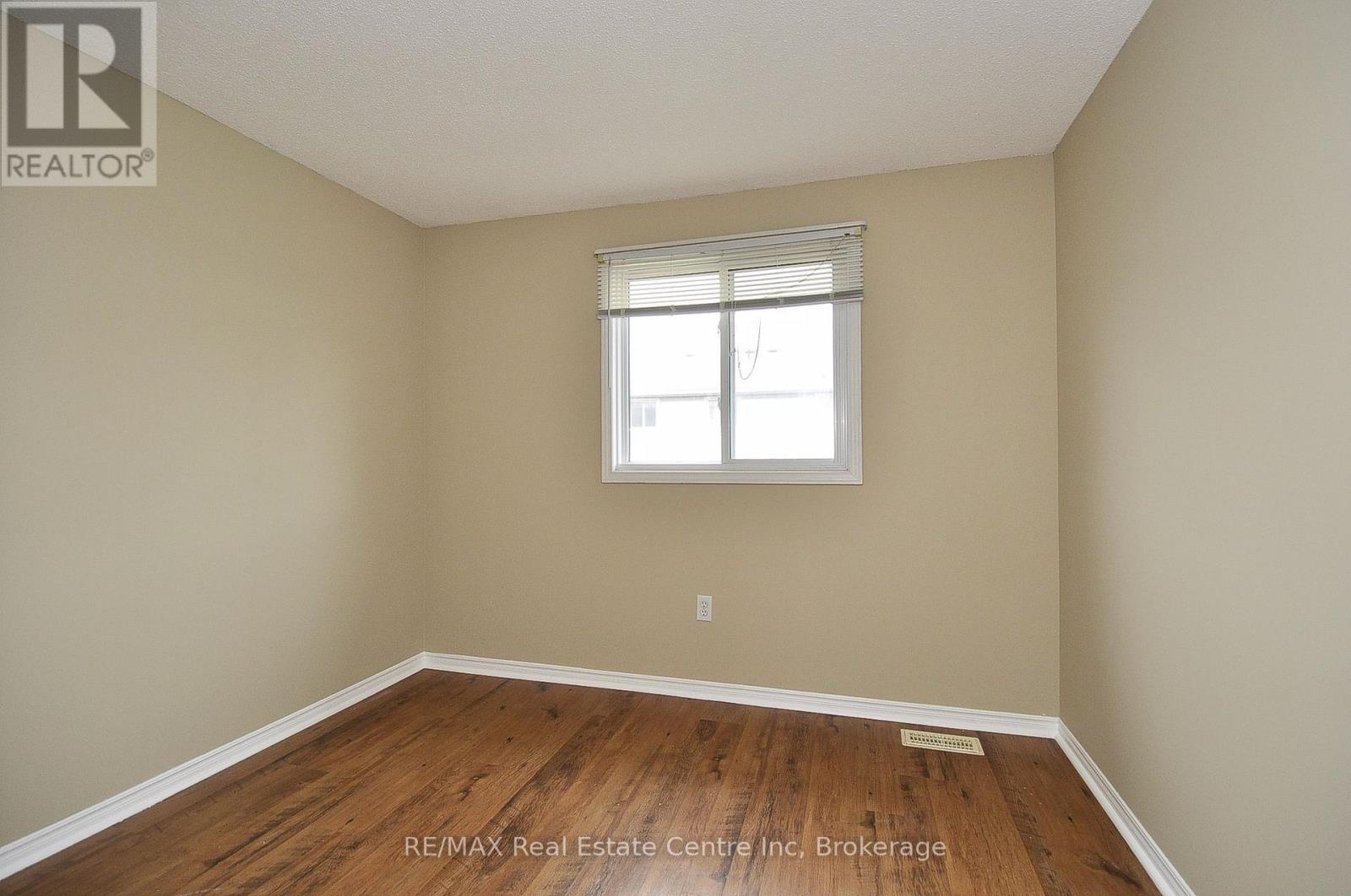 41 - 151 Martinet Avenue, London East, Ontario  N5V 4T4 - Photo 16 - X12777142