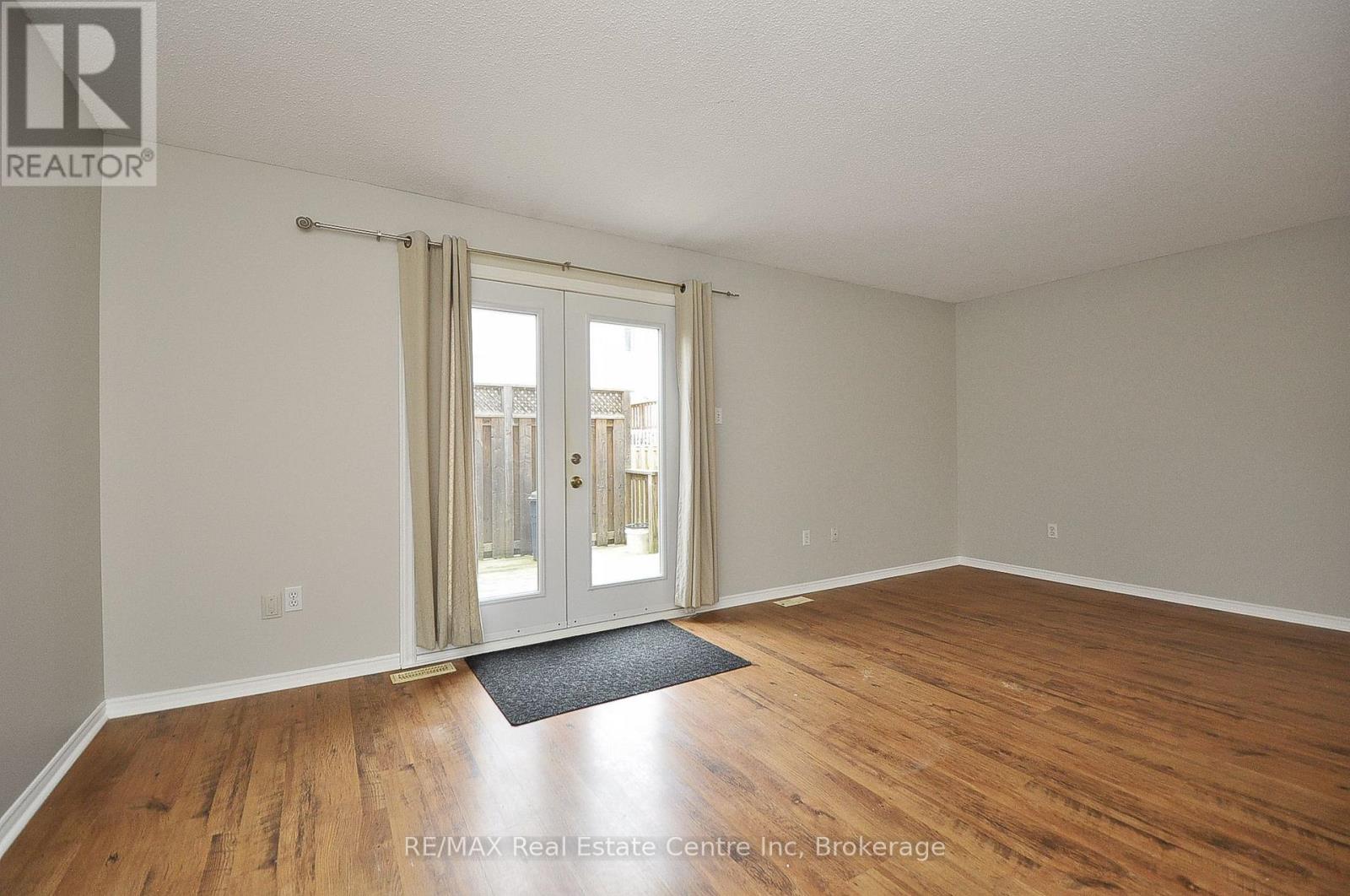 41 - 151 Martinet Avenue, London East, Ontario  N5V 4T4 - Photo 9 - X12777142