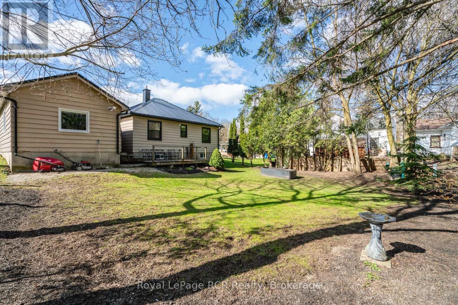 226 Birmingham Street W, Wellington North, Ontario  N0G 2L1 - Photo 32 - X12873820