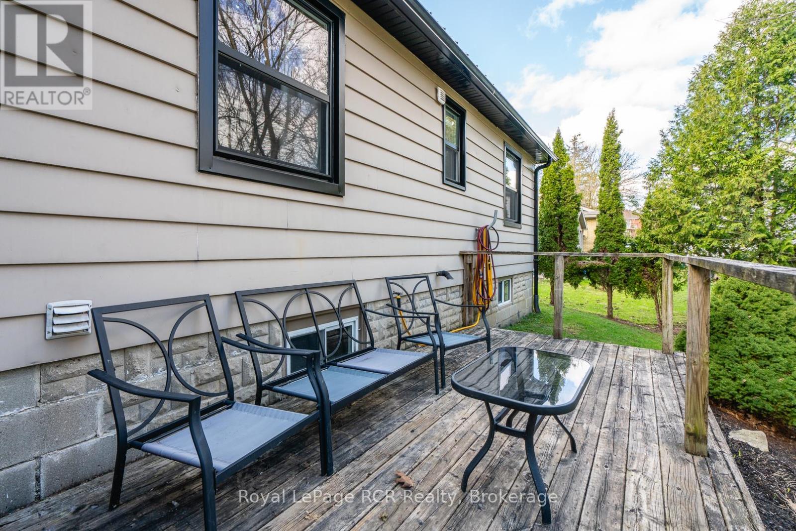 226 Birmingham Street W, Wellington North, Ontario  N0G 2L1 - Photo 34 - X12873820