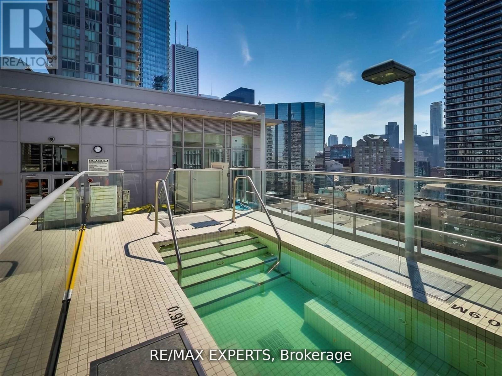 302 - 126 Simcoe Street, Toronto, Ontario  M5H 4E6 - Photo 29 - C13022064