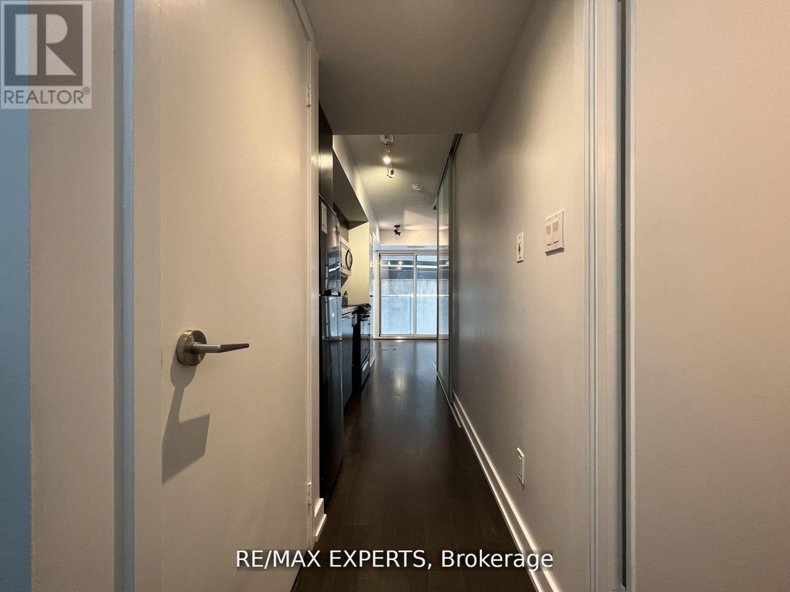 302 - 126 Simcoe Street, Toronto, Ontario  M5H 4E6 - Photo 6 - C13022064