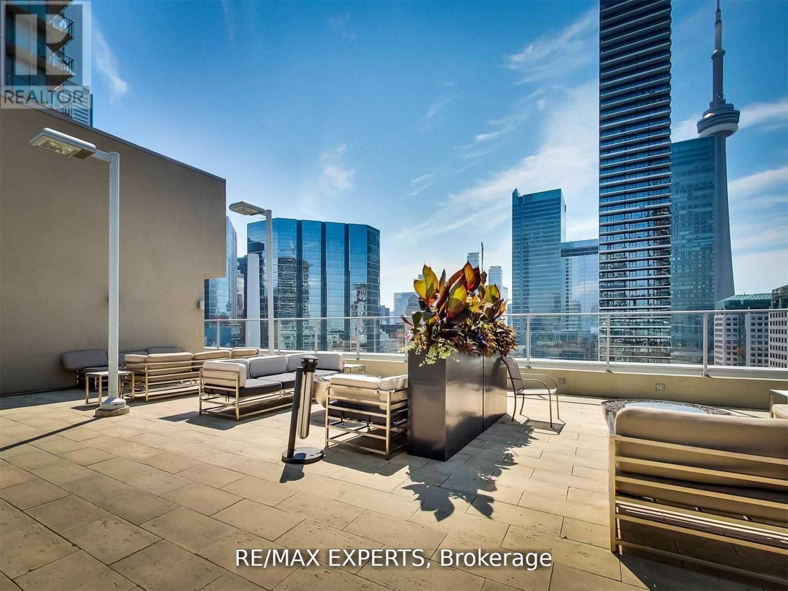 302 - 126 Simcoe Street, Toronto, Ontario  M5H 4E6 - Photo 23 - C13022064