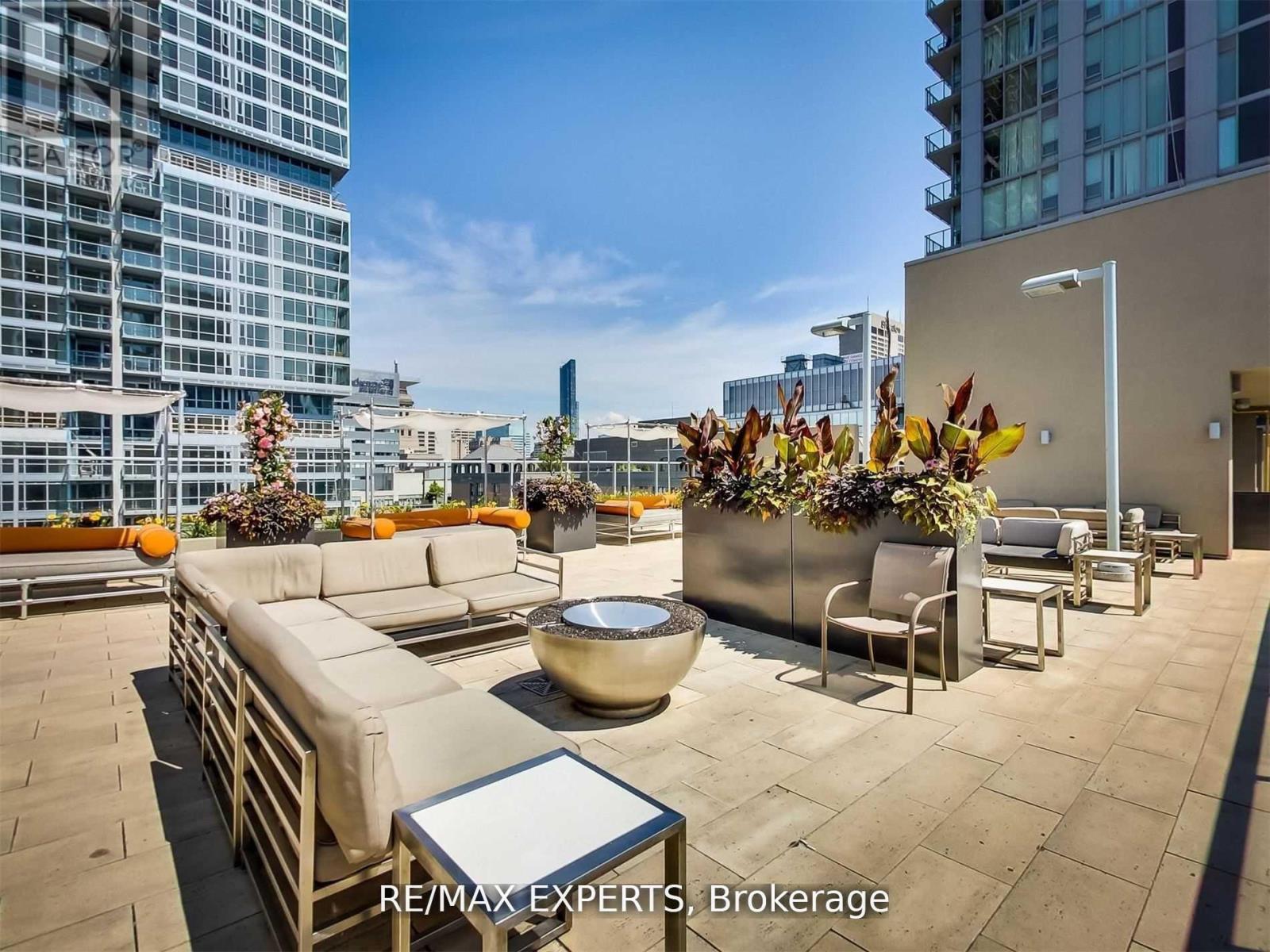 302 - 126 Simcoe Street, Toronto, Ontario  M5H 4E6 - Photo 31 - C13022064