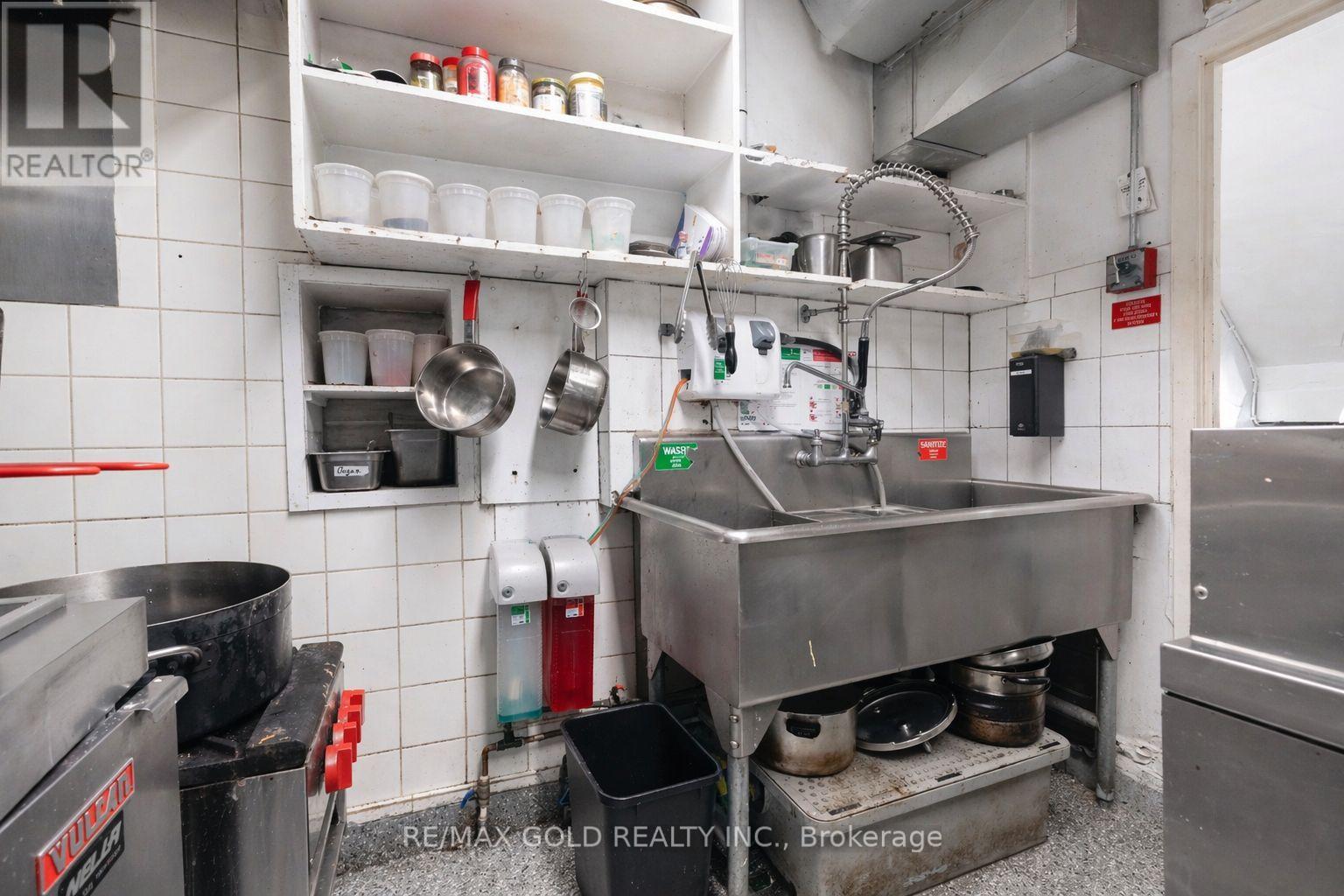 5448 Victoria Avenue, Niagara Falls, Ontario  L2G 3L2 - Photo 22 - X13012468