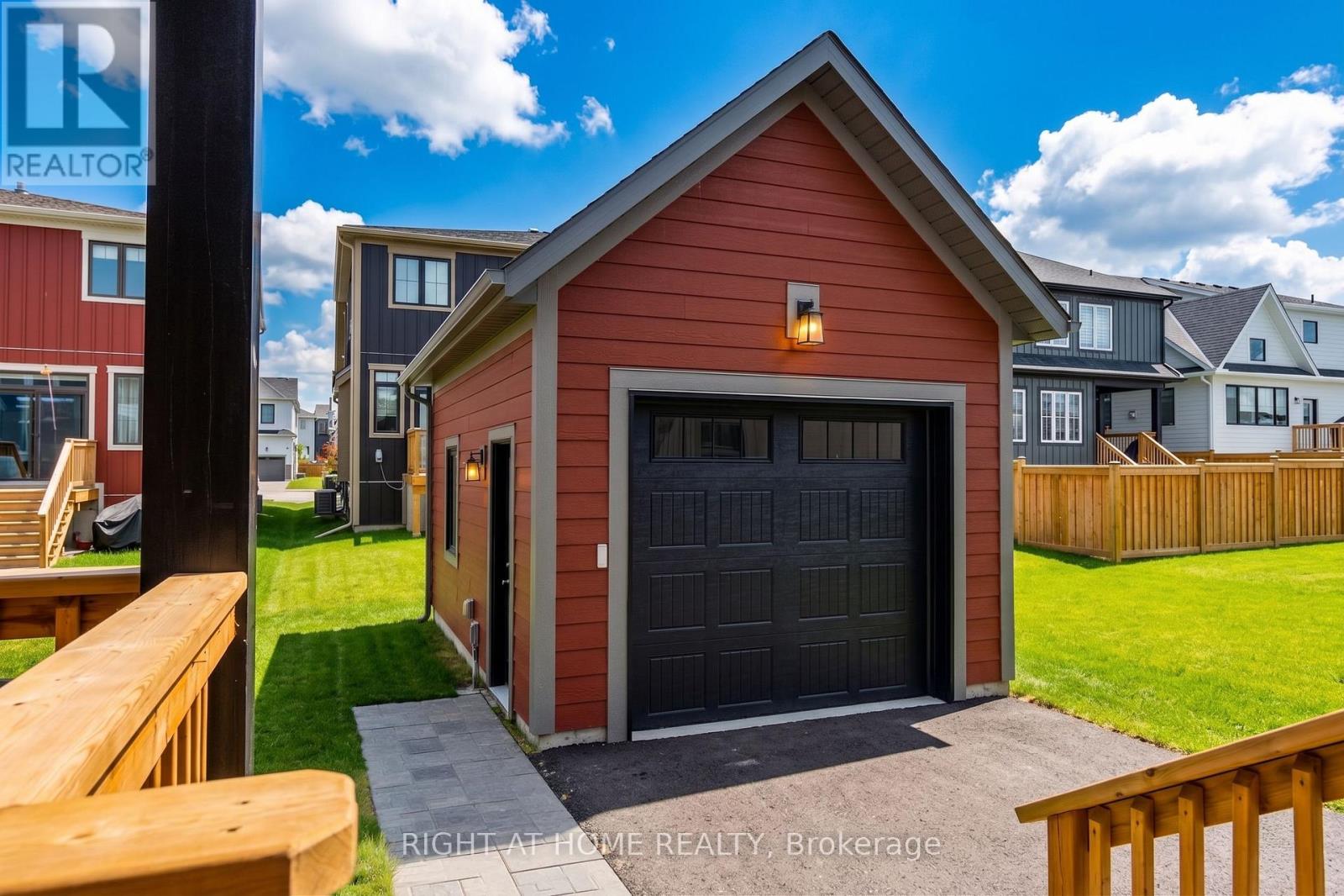 157 Courtland Street, Blue Mountains, Ontario  L9Y 5L7 - Photo 32 - X12897528