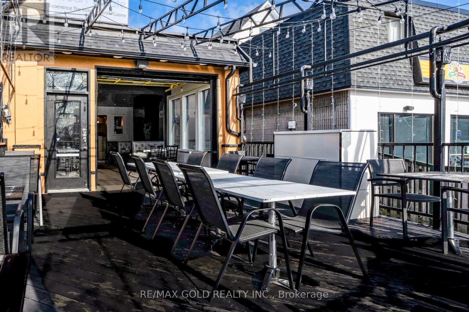 5448 Victoria Avenue, Niagara Falls, Ontario  L2G 3L2 - Photo 4 - X13012468