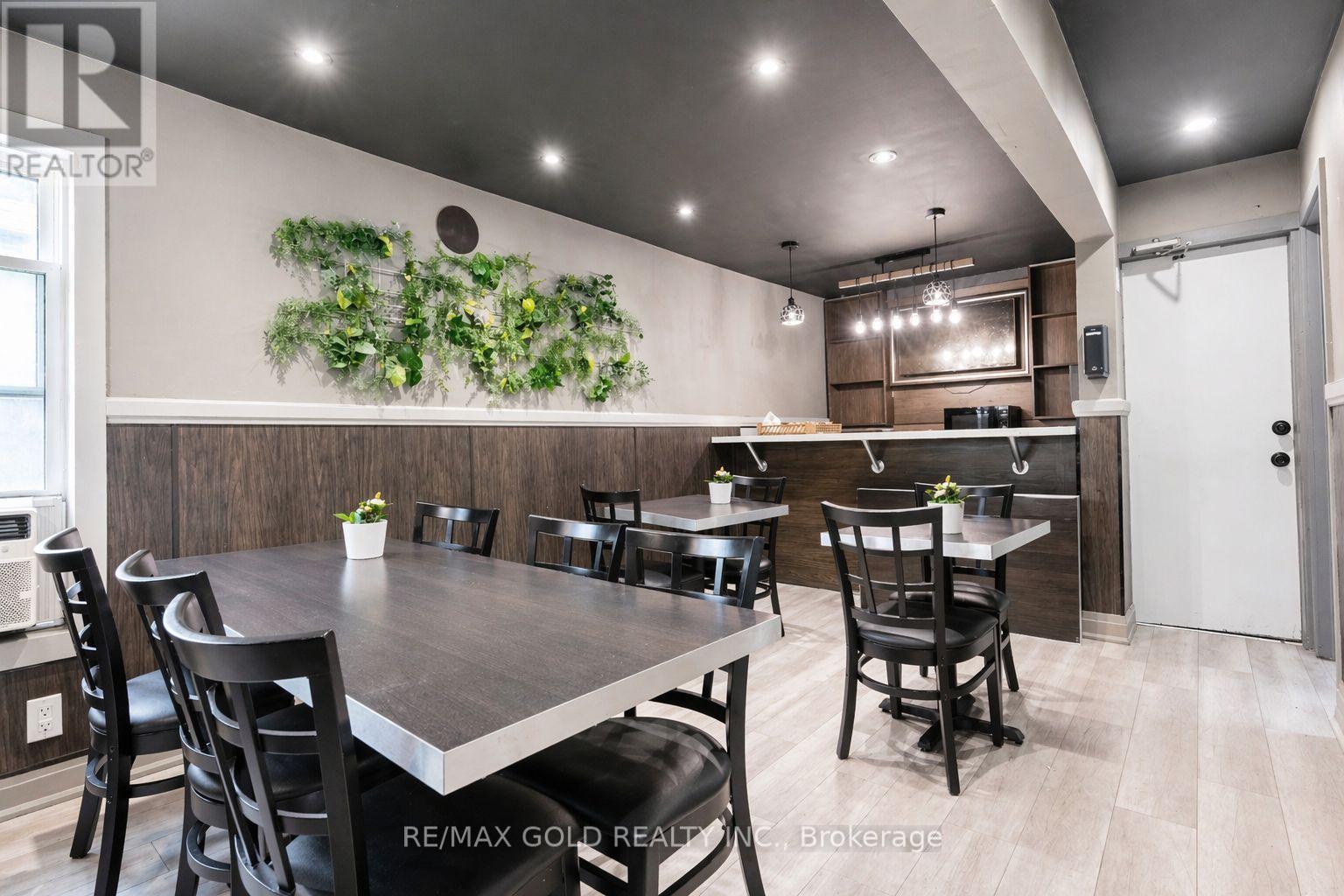 5448 Victoria Avenue, Niagara Falls, Ontario  L2G 3L2 - Photo 8 - X13012468